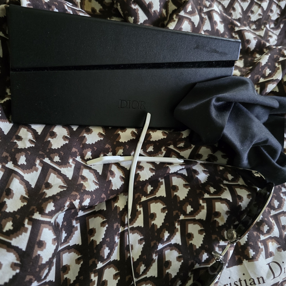 Dior Silver Sunglasses - Picture 2 of 12